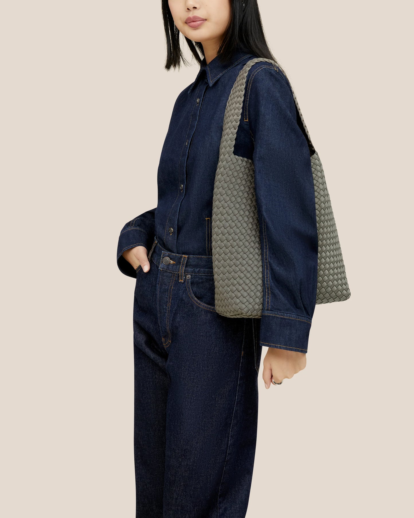 Nomad Medium Hobo